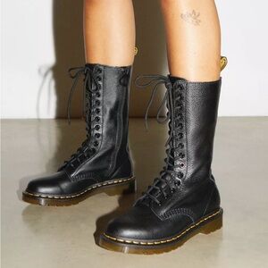 Dr. Martens Tall Boots Brand New sz 8.5 Leather